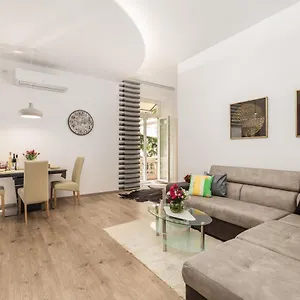  Apartment Quiet Center Kroatien